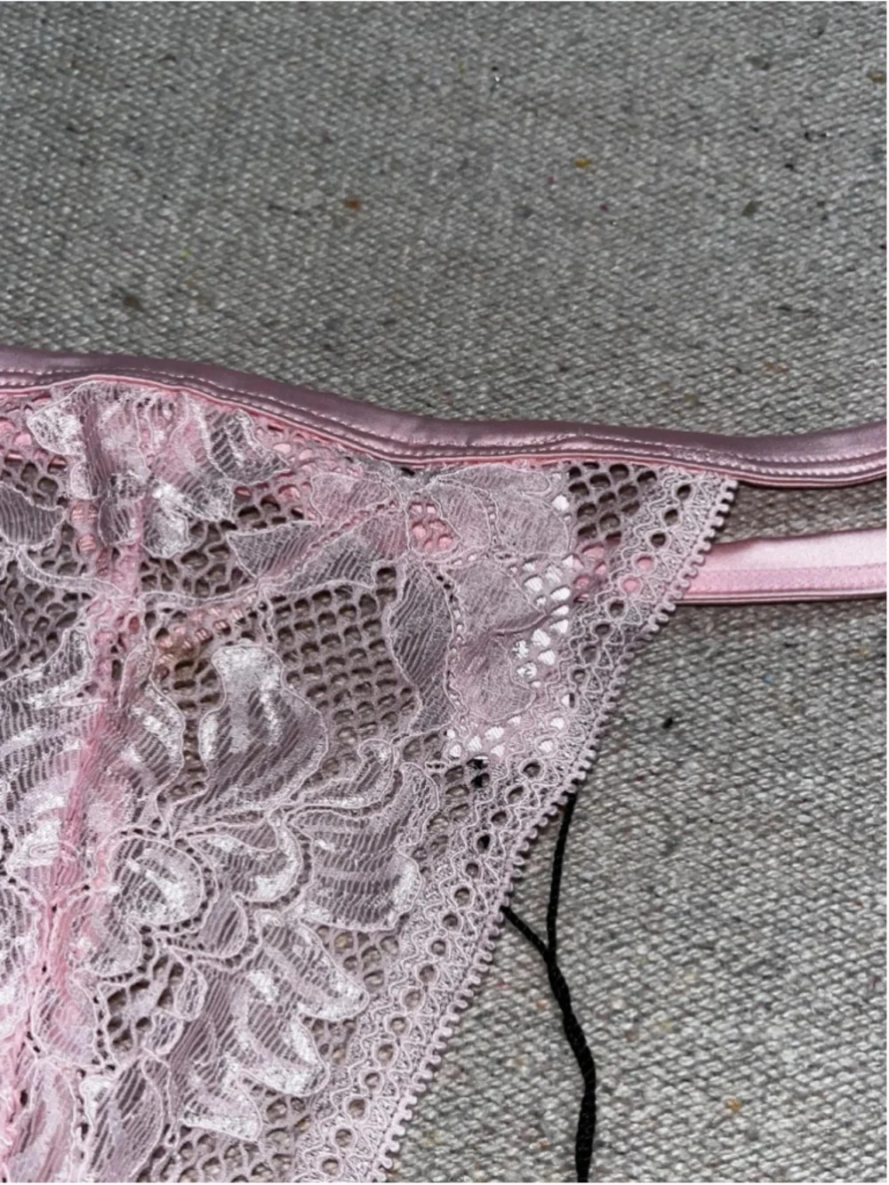 Pleasure State Pink Crystal Keyhole Lace Shiny Satin String Thong Panties L New
